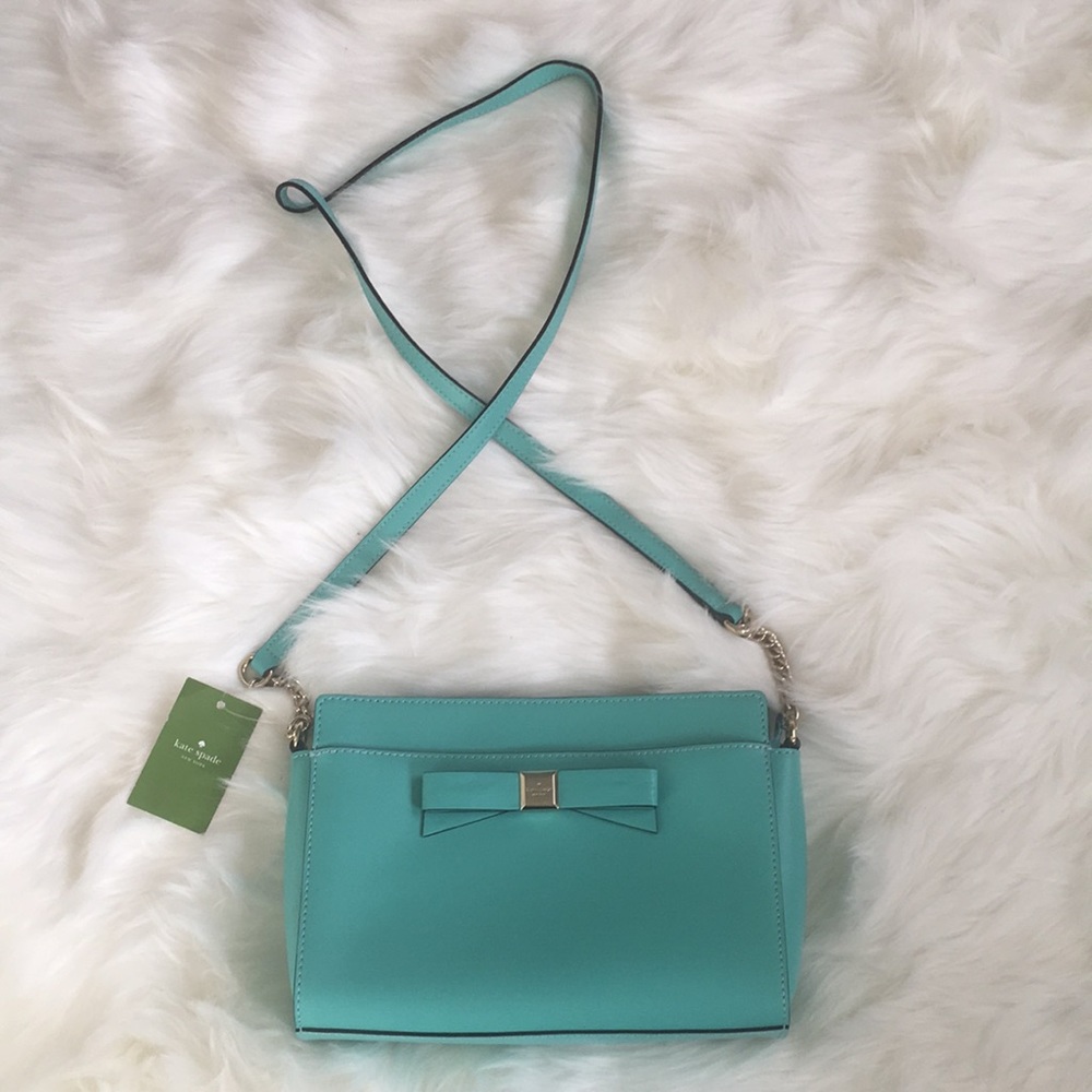 Kate spade crossbody 💯 authentic and perfect!